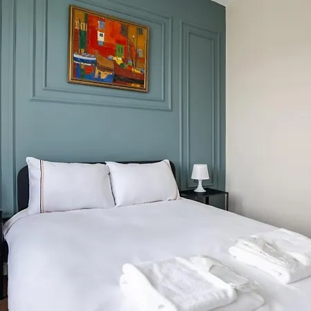 Апартаменты Elegant 3bd Bosphorus Views Chic Kadikoy #384 *