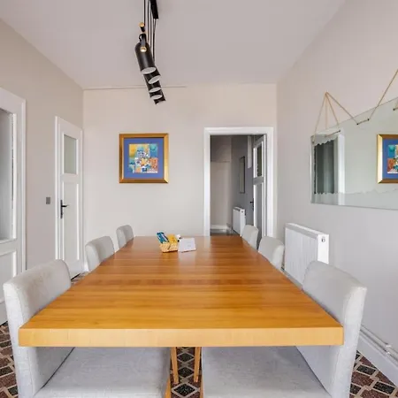 Elegant 3bd Bosphorus Views Chic Kadikoy #384 Апартаменты Стамбул