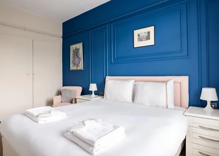 Elegant 3bd Bosphorus Views Chic Kadikoy #384 Istambul