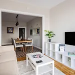 Апартаменты Elegant 3bd Bosphorus Views Chic Kadikoy #384 *